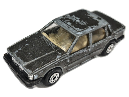 Volvo 760 Gle MC Toy '80 Czarny 1:64 Made in Macau