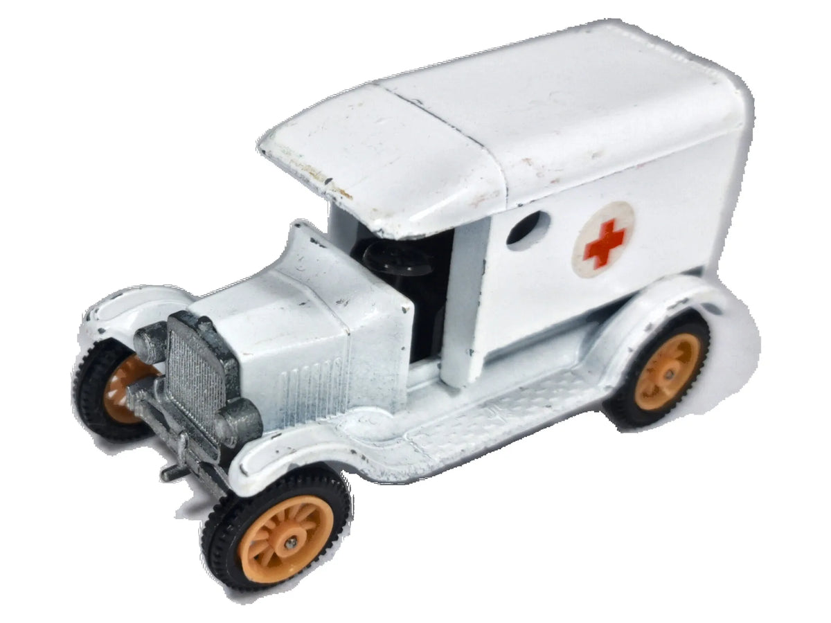 Ambulans T-Ford 1919 Efsi '70 Biały 1:50 Made in Holland