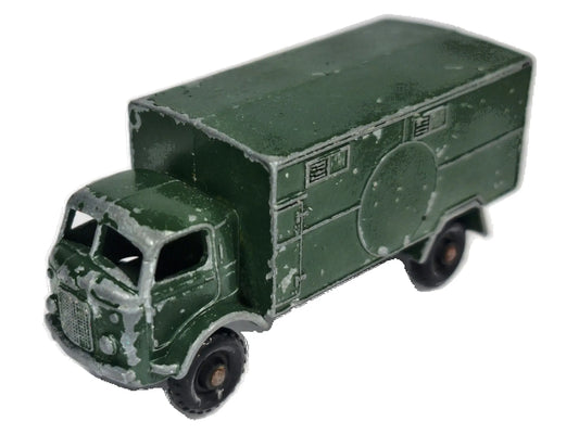 Service Ambulance Ford 3 Ton 4X4 Matchbox '55 Zielony 1:76 Made in England