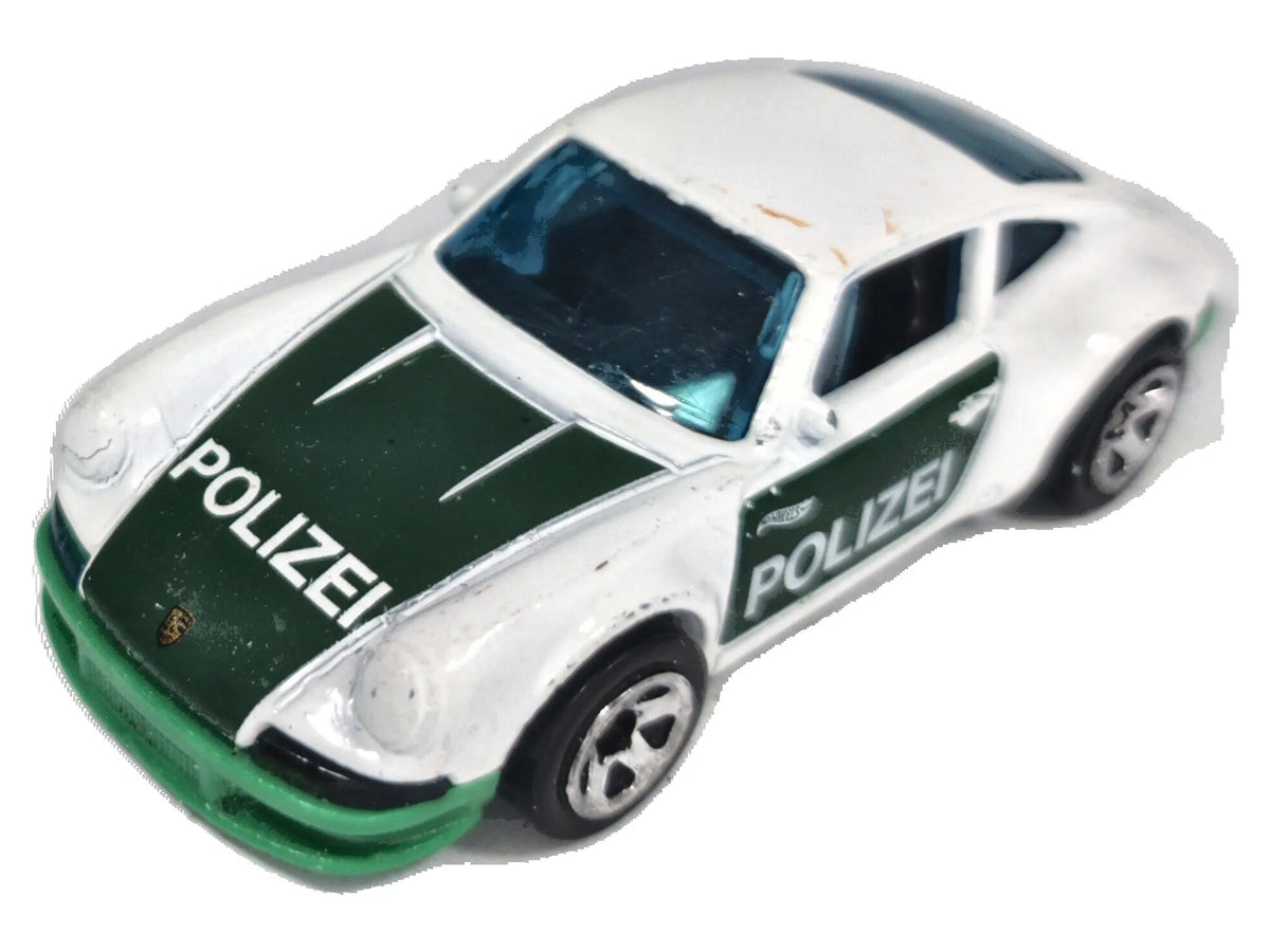Porsche 911 Hot Wheels 2017 1:64 POLIZEI Luzak Biały Policja