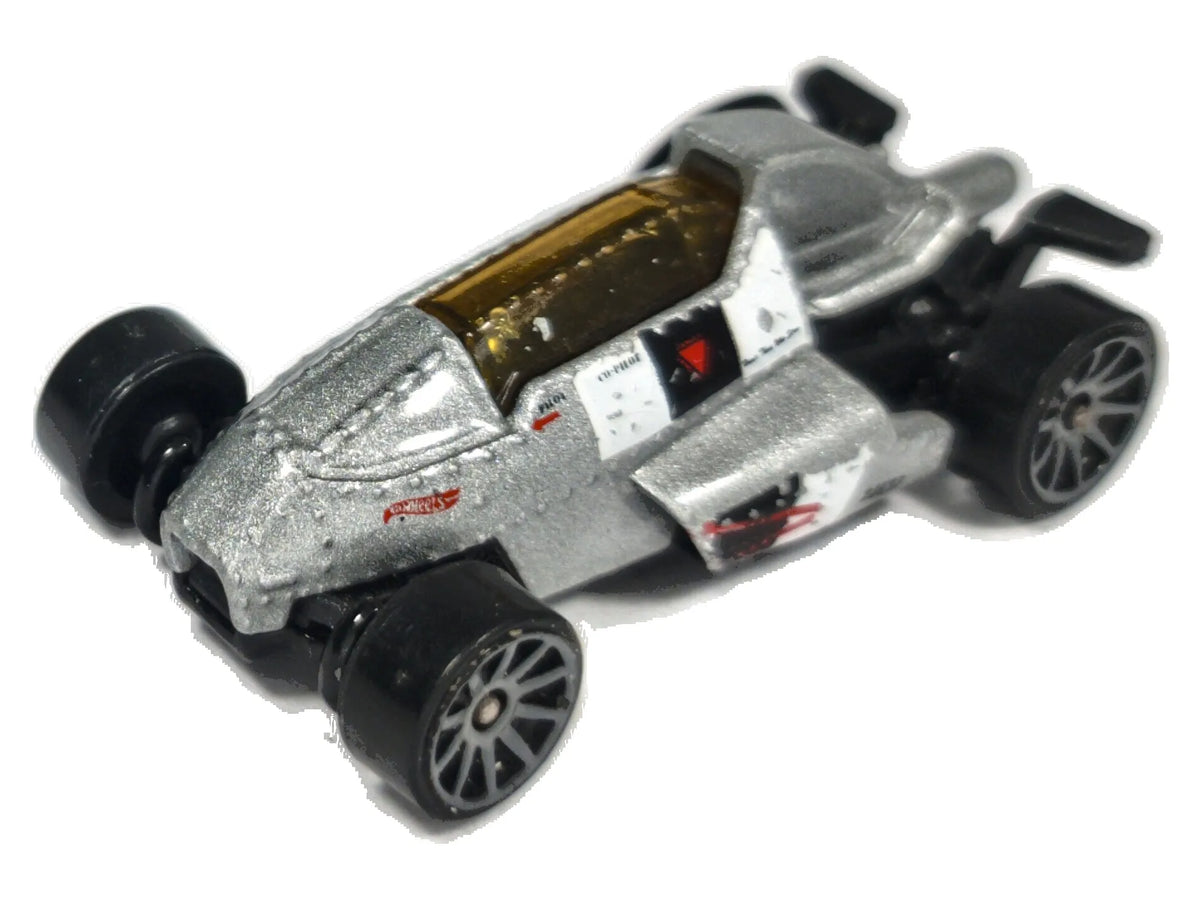 2 Jet Z Hot Wheels 2013 HW Racing 1:64 Formula E Luzak Srebrny