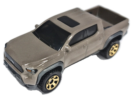 2024 Toyota Tacoma Hot Wheels 2024 1:72 Pickup Beżowy Transport