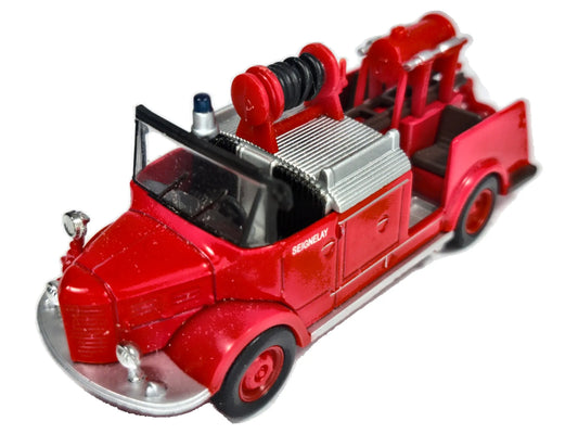 PREMIER SECOURS HOTCHKISS, STRAŻ POŻARNA, AmerCom, Czerwony, 1:64, Resoraki