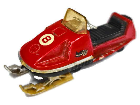 ARCTIC CAT SNOWMOBILE Majorette 1973 Czerwony 1:29 Made in France