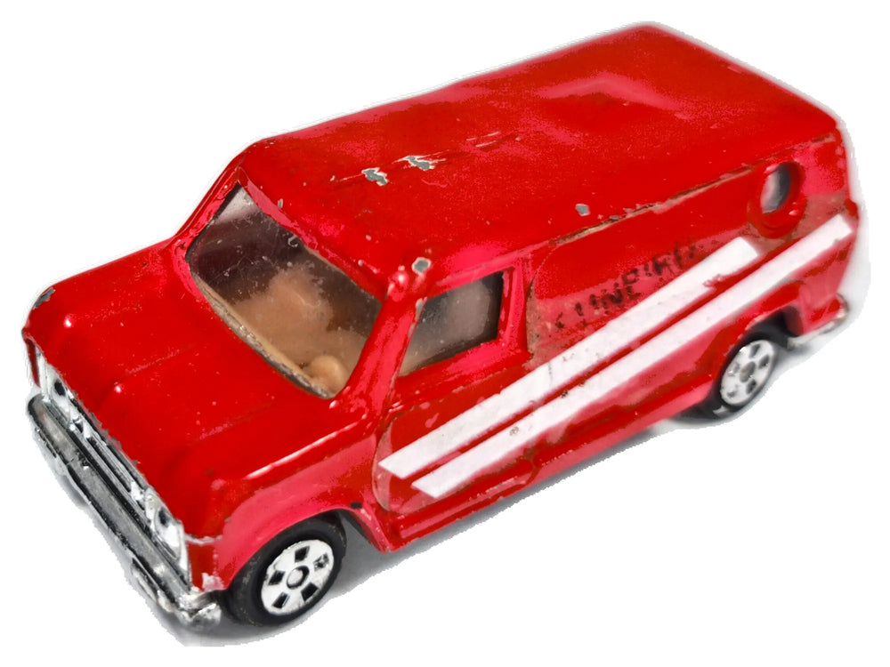 Custom U.S. Van Zylmex 1978-1985 Czerwony 1:64