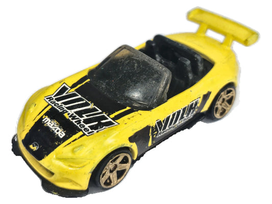 2015 MAZDA MX-5 MIATA, Hot Wheels 2015, Die cast DHP05, Żółty 1:50 Resoraki