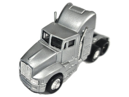 Peterbilt Truck Hümmer 1:64 Ciągnik Siodłowy Luzak Srebrny Ciężarówka