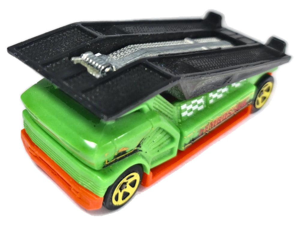 The Embosser Hot Wheels 2016 Experimotors 1:64 Luzak Zielony