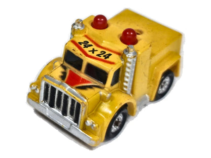 Ciężarówka Micro Sonic Flashers Micro Machines Galoob Żółty 1:87
