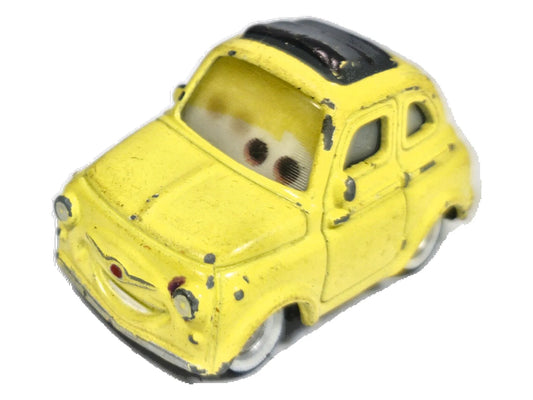 Fiat 500 Luigi Disney/Pixar Cars 1:76 Luzak Żółty