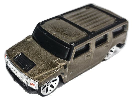 Hummer H2 Maisto 1:64 Luzak Brązowy