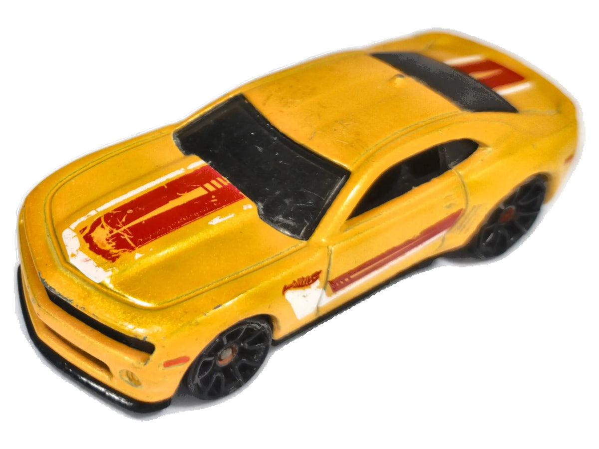 Chevrolet Camaro ZL1 Hot Wheels 2015 1:64 Luzak Żółty Muscle Car