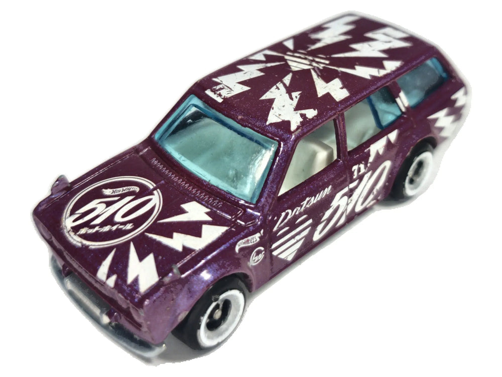 '71 DATSUN 510 WAGON, Hot Wheels 2012-'24, Die cast Fioletowy 1:64 Resoraki