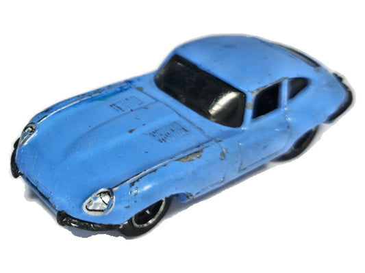 1961 Jaguar E-Type Coupe Hot Wheels 2005 Niebieski 1:64