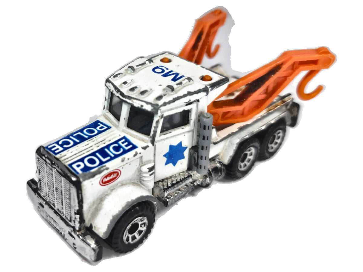 Peterbilt Matchbox 1981 Superfast 1:80 Ciężarówka POLICE Luzak Policja