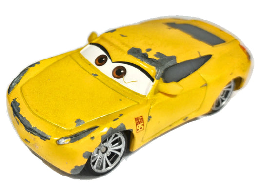 Cruz Ramirez Disney/Pixar Cars 1:64 95 Luzak Żółty