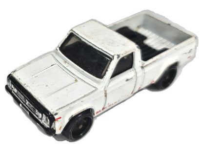 Mazda Repu Hot Wheels 2016 HW Hot Trucks 1:64 Pickup Luzak Biały