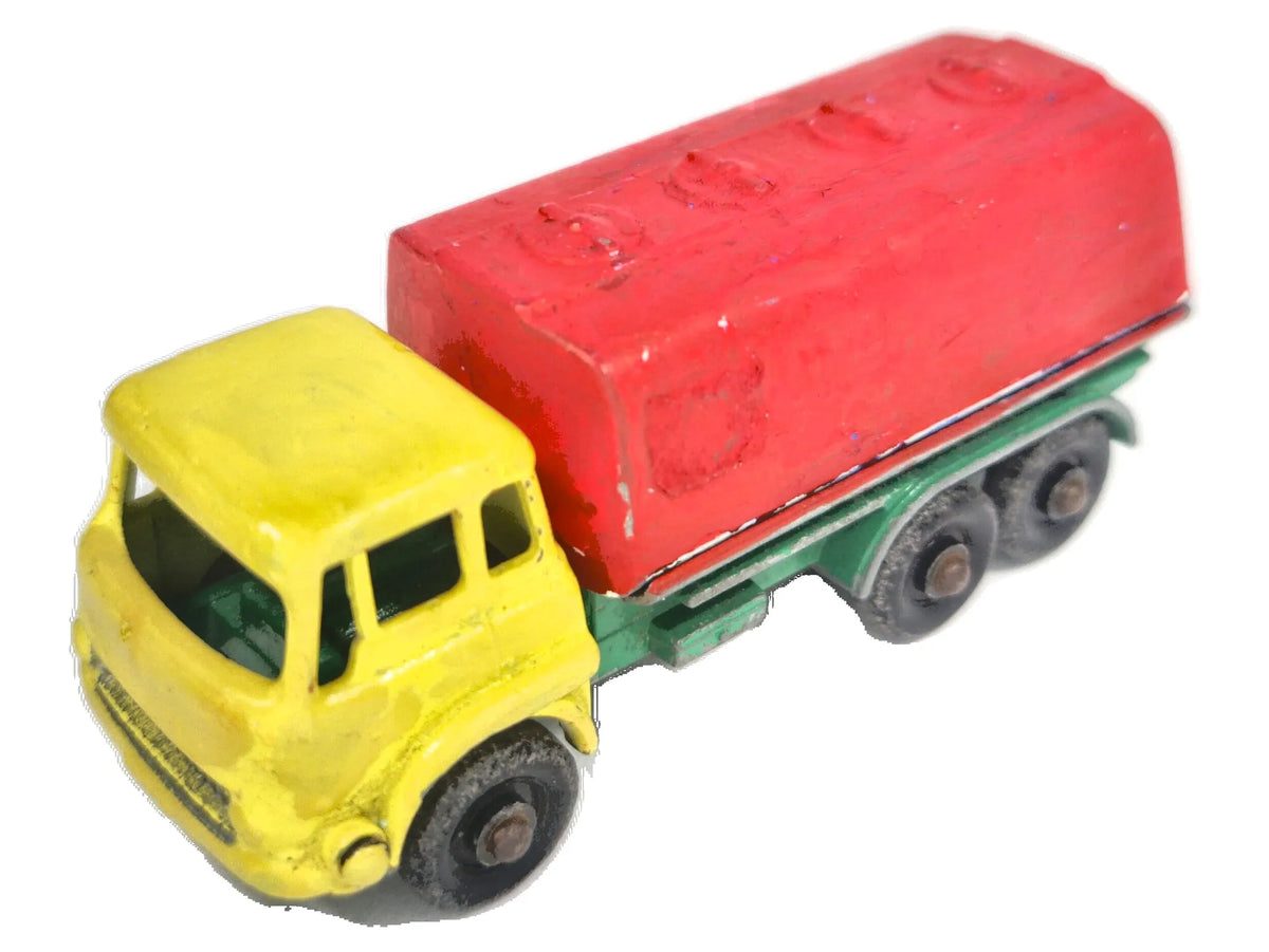 PETROL TANKER, Matchbox, Made in England, Die cast N25, Żółty 1:75 Resoraki