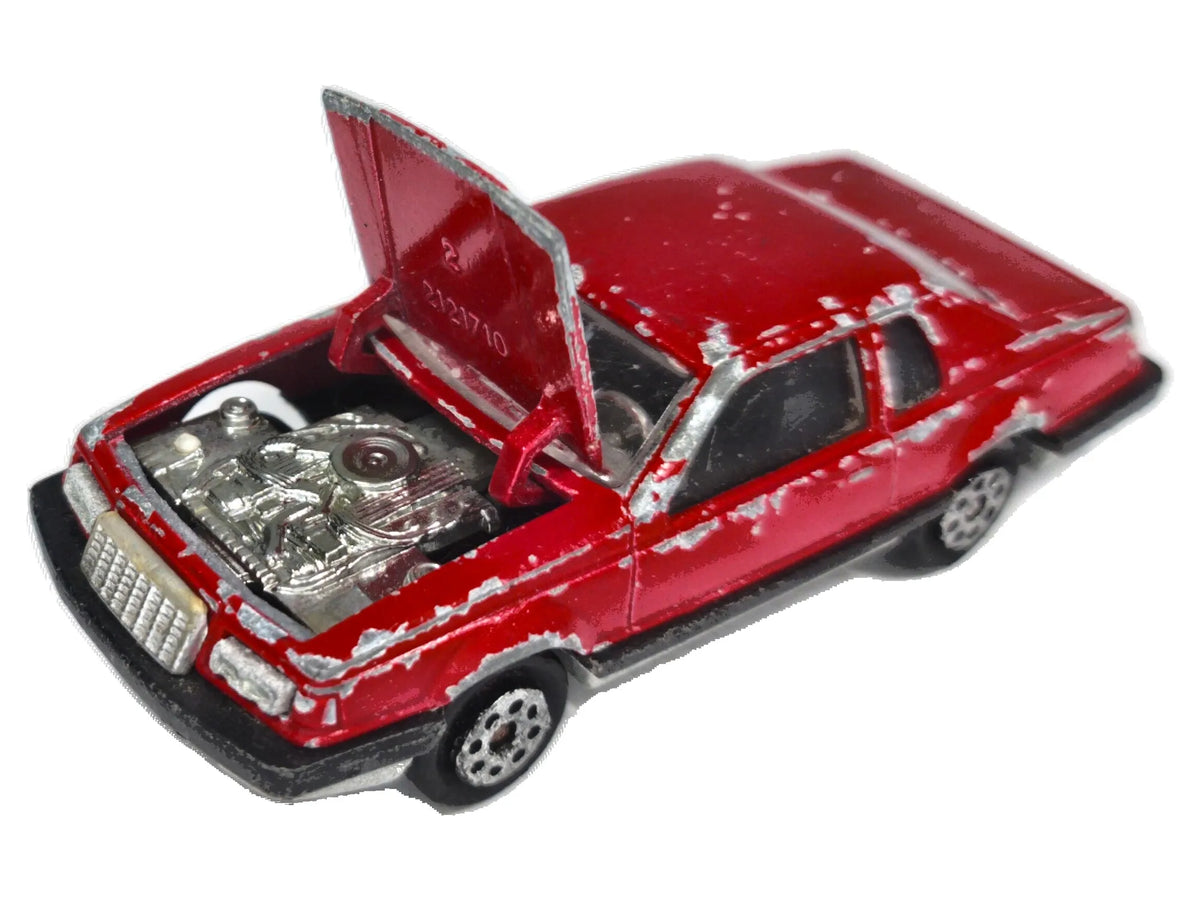 Ford Thunderbird Majorette 1:72 Made in France Luzak Czerwony 2xMetal