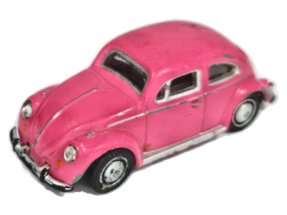 Volkswagen Beetle Schuco Regular Wheels 1:72 Garbus Luzak Różowy