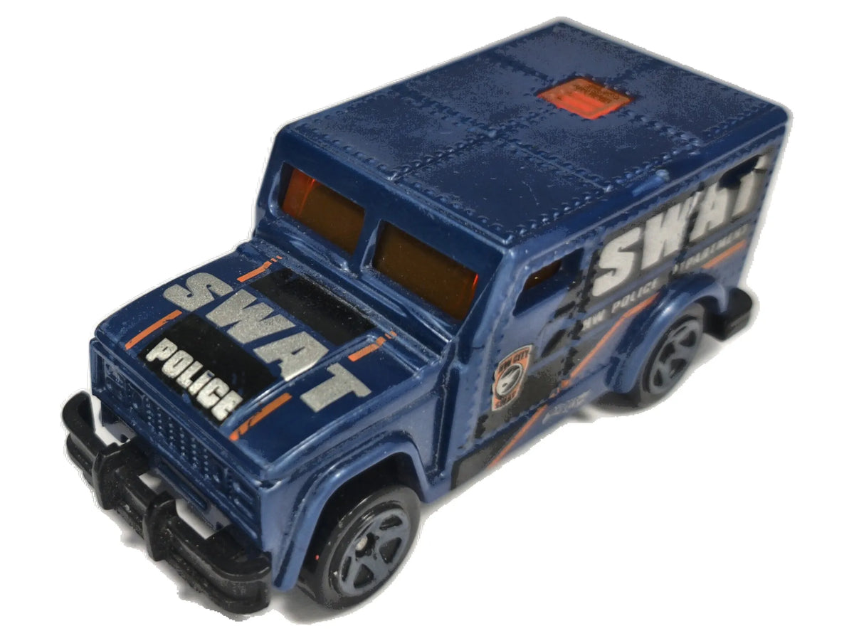 Armored Truck Hot Wheels 2014 HW CITY 1:64 Wóz opancerzony Luzak Policja
