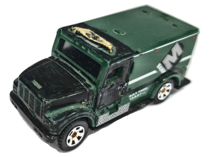 International Armored Car Matchbox 2013 1:81 Ciężarówka MBANK Luzak Zielony