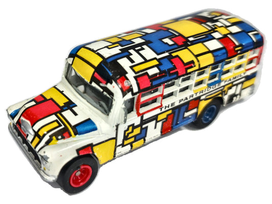 The Partridge Family 1956 Johnny Lightning 2001 Biały 1:64 Piete Mondrian