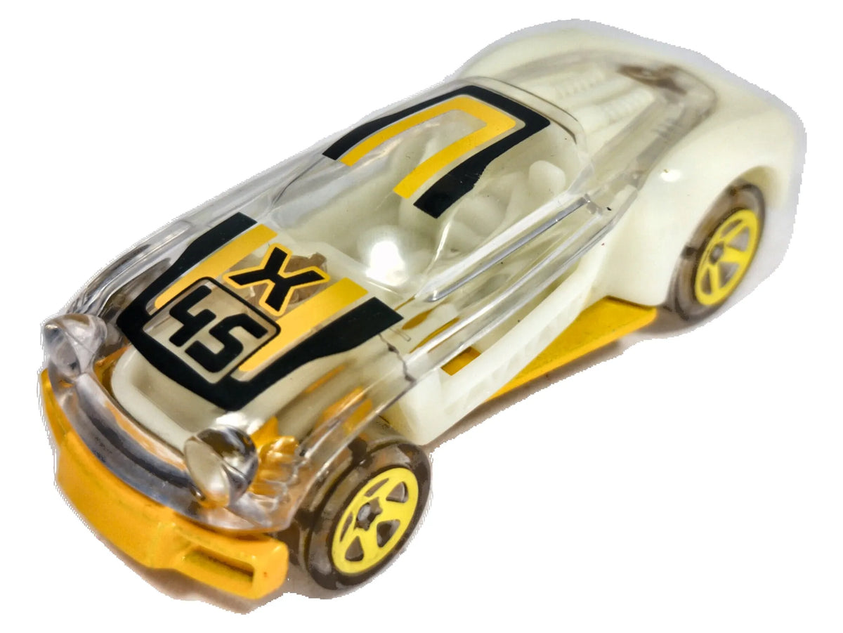 LIGHTNIN' BUG X-Raycers Hot Wheels 2021 Biały 1:64