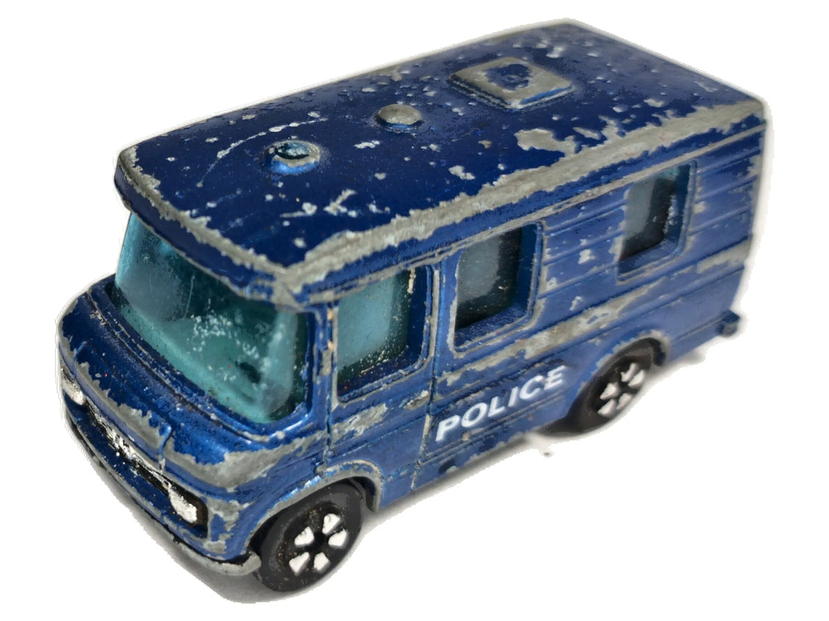 POLICE VAN POLICE Policja Playart '70 Niebieski 1:57