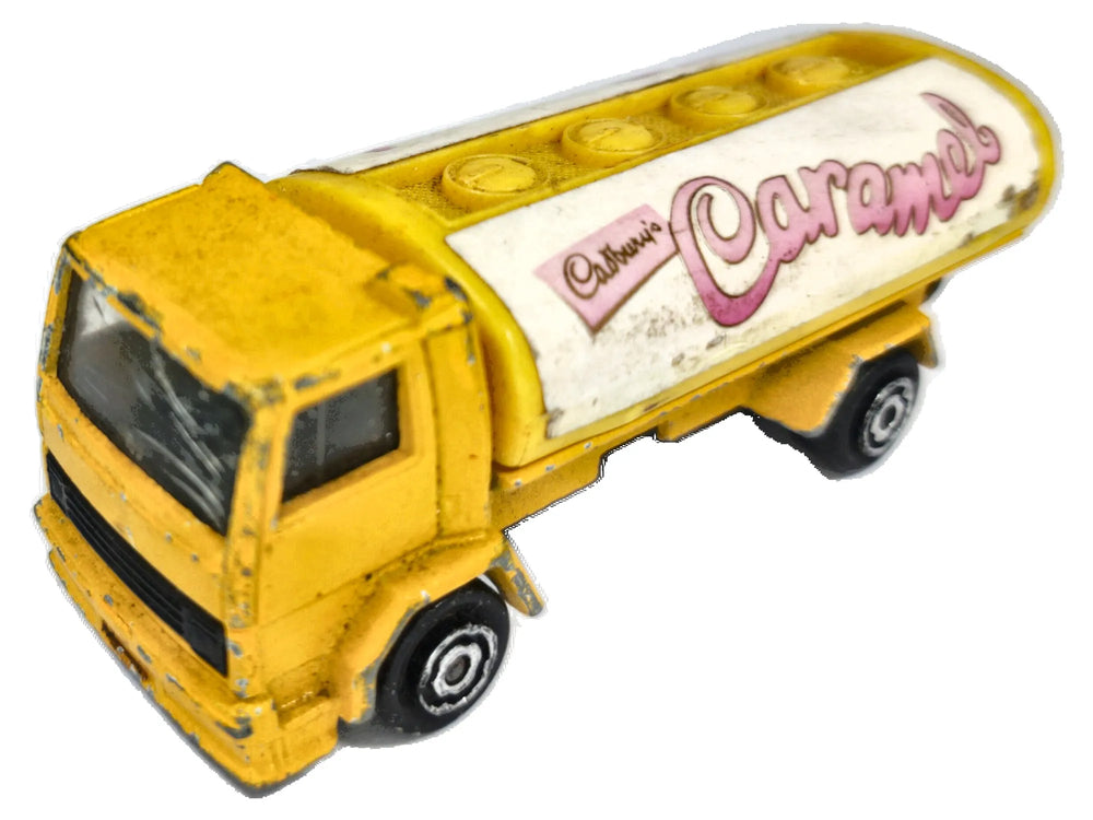 Ford Majorette '80 Żółty 1:64 Made in France Cadbury's Caramel