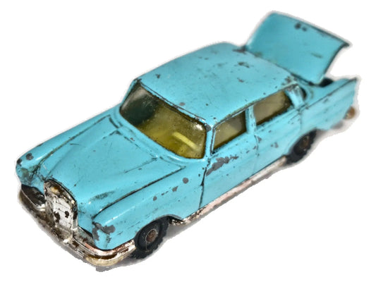 MERCEDES 220 Husky '60 Błękitny 1:71 Made in Gt Britain