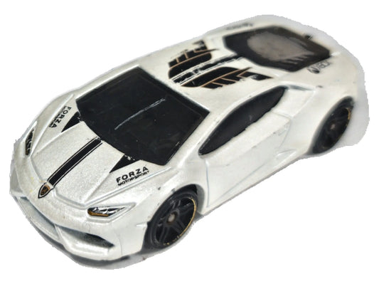 Lamborghini Huracán LP 610-4 Hot Wheels 2014 HW EXOTICS 1:64 Luzak Biały