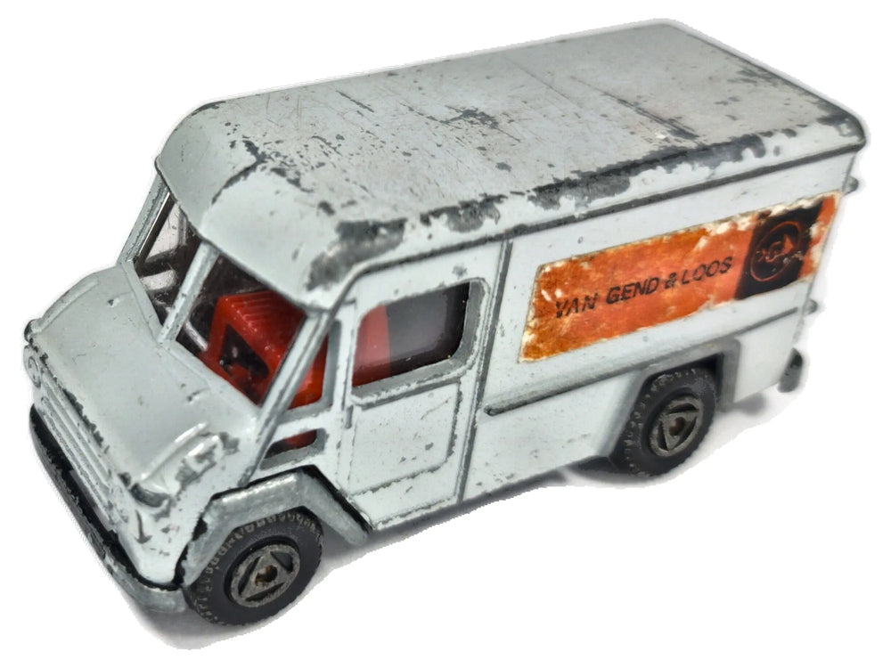 COMMER 302 Efsi Biały 1:51 Made in Netherlands