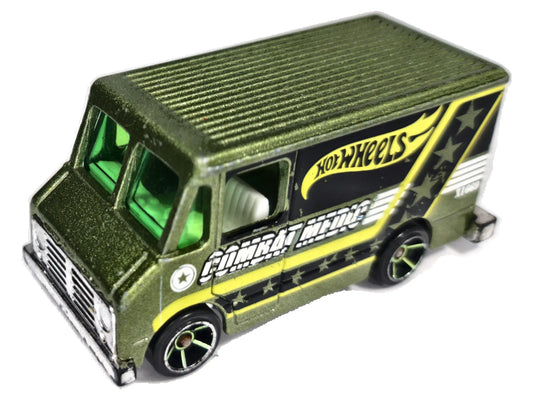 COMBAT MEDIC Wojsko Hot Wheels 1975 Oliwkowy 1:64