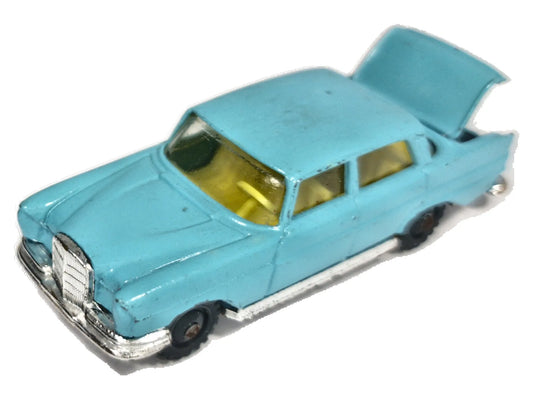 Mercedes-Benz 300 SE Husky '50 1:43 Made in England Luzak Błękitny