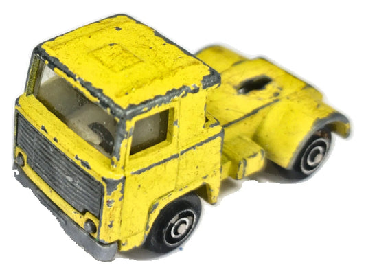 Ciągnik Siodłowy Semi-tractor truck Playart Żółty 1:87