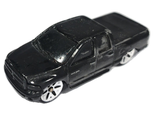 Dodge Ram Quad Cab 1500 Maisto 2002 Czarny 1:66