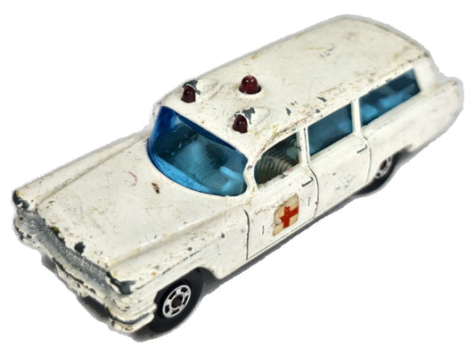 S&S CADILLAC AMBULANCE Matchbox '60 Biały 1:64 Made in England