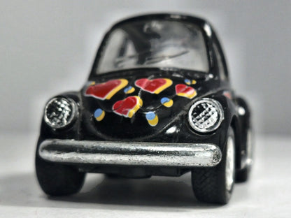 VW Beetle Black Love Bug Car, Kintoy, Die cast 2029101 Czarny 1:64 Resoraki – zdjęcie 5