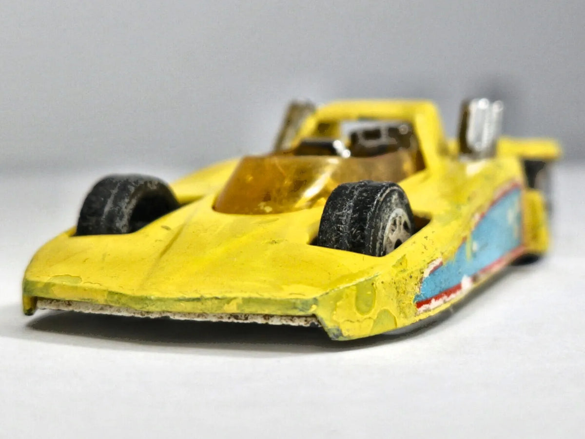 HOT RODDER Corgi Made in Great Britain Żółty 1:64 – zdjęcie 5