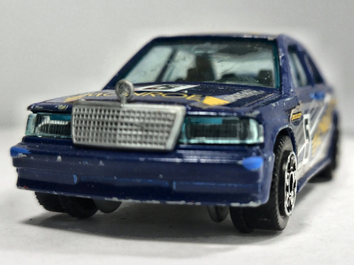 MERCEDES 190 E MONROE #5 Bburago Made in Italy Niebieski 1:43 – zdjęcie 5