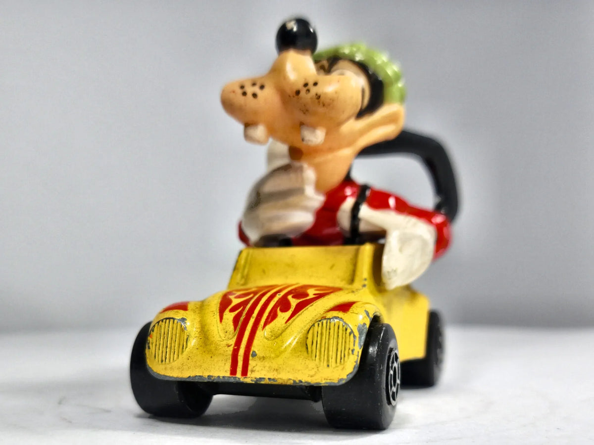 Goofy Walt Disney Series Matchbox 1979 Żółty 1:43 – zdjęcie 5