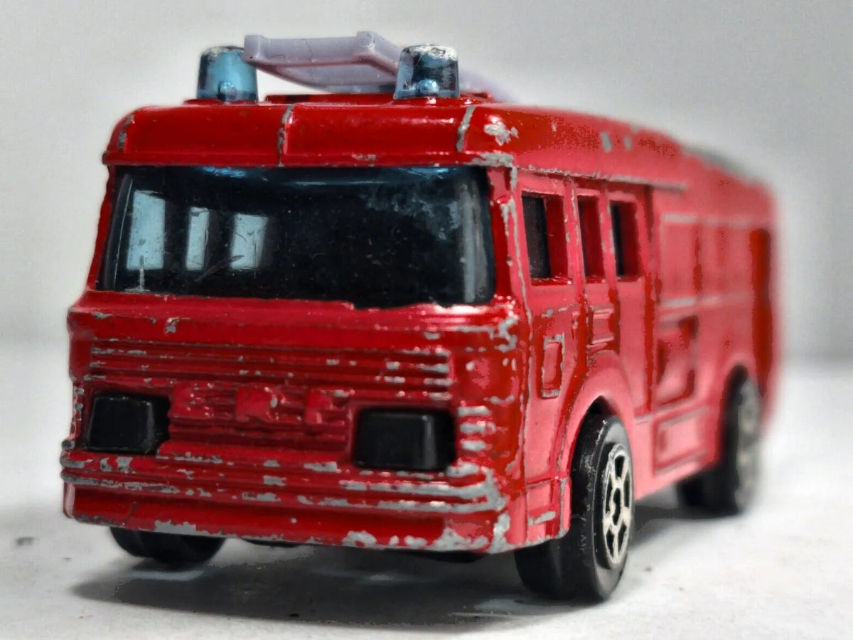 ERF FIRE TENDER Straż pożarna Corgi '80 Czerwony 1:64 Made in Gt Britain – zdjęcie 5