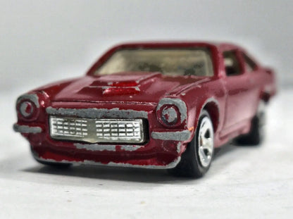 Chevrolet Custom V-8 Vega Hot Wheels 2007 1:64 Luzak Bordowy – zdjęcie 5