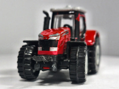 Traktor Massey Ferguson 8737 Majorette Czerwony 1:55 – zdjęcie 5