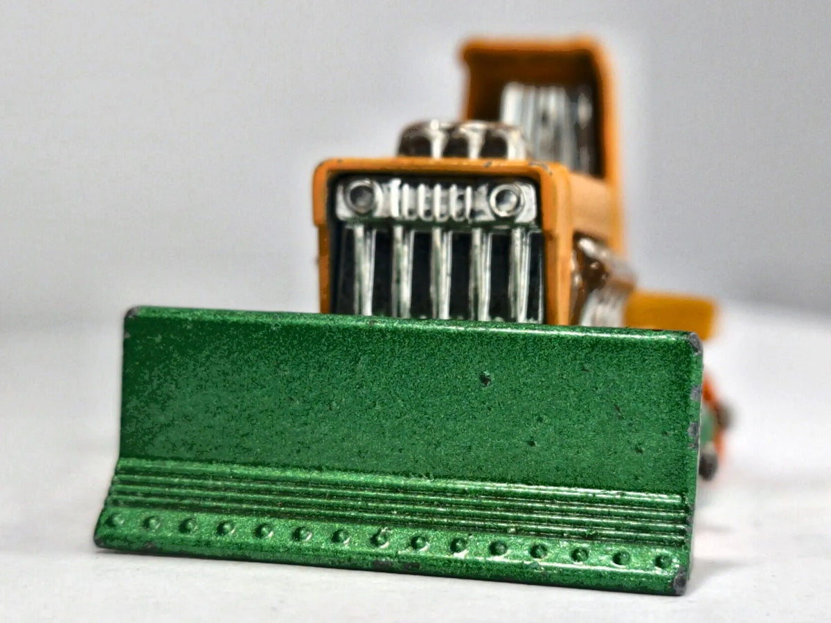 Big Bull Matchbox 1975 Superfast 1:64 Made in England Buldożer Luzak – zdjęcie 5