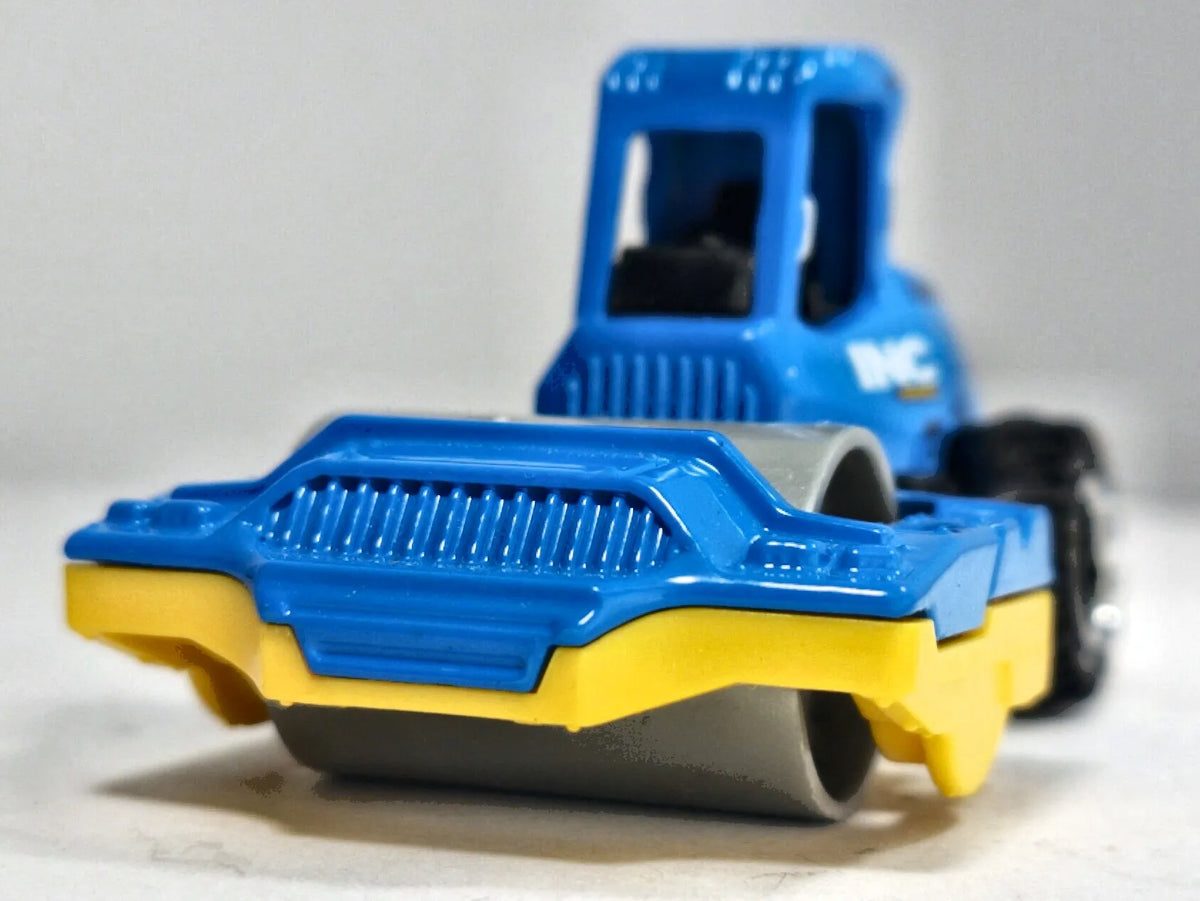 Road Roller Matchbox 2021 1:64 Walec drogowy Niebieski Budowa – zdjęcie 5