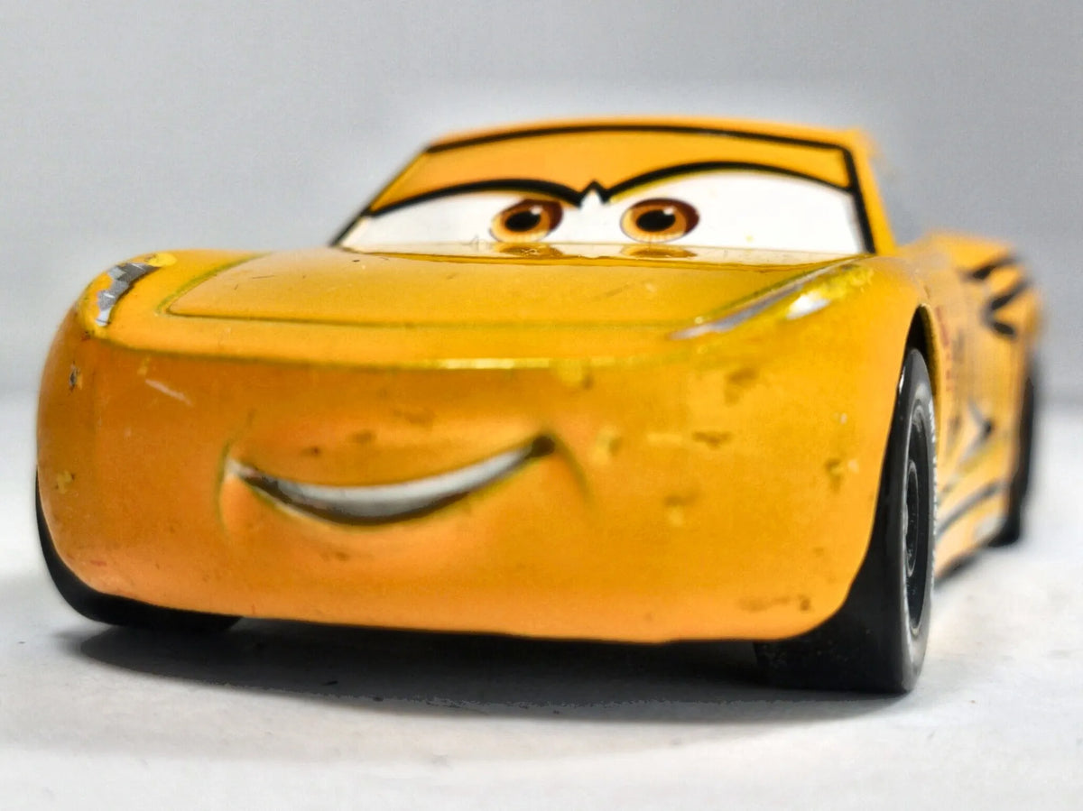 Cruz Ramirez Disney/Pixar Żółty 1:43 – zdjęcie 5