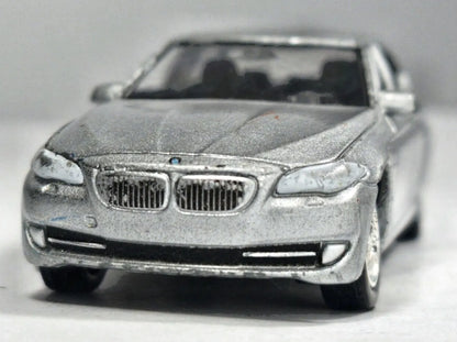 BMW 535I Welly 1:64 Luzak Srebrny – zdjęcie 5