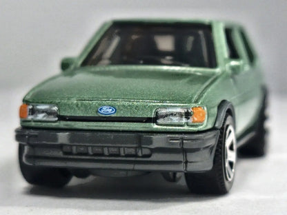 1983 FORD FIESTA MK2, Matchbox 2023, Die cast MB1446, Miętowy 1:55 Resoraki – zdjęcie 5
